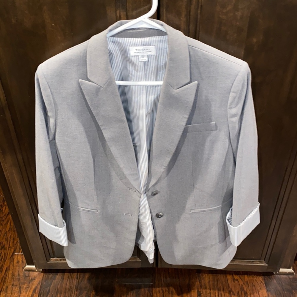 Grey Tahari pant suit